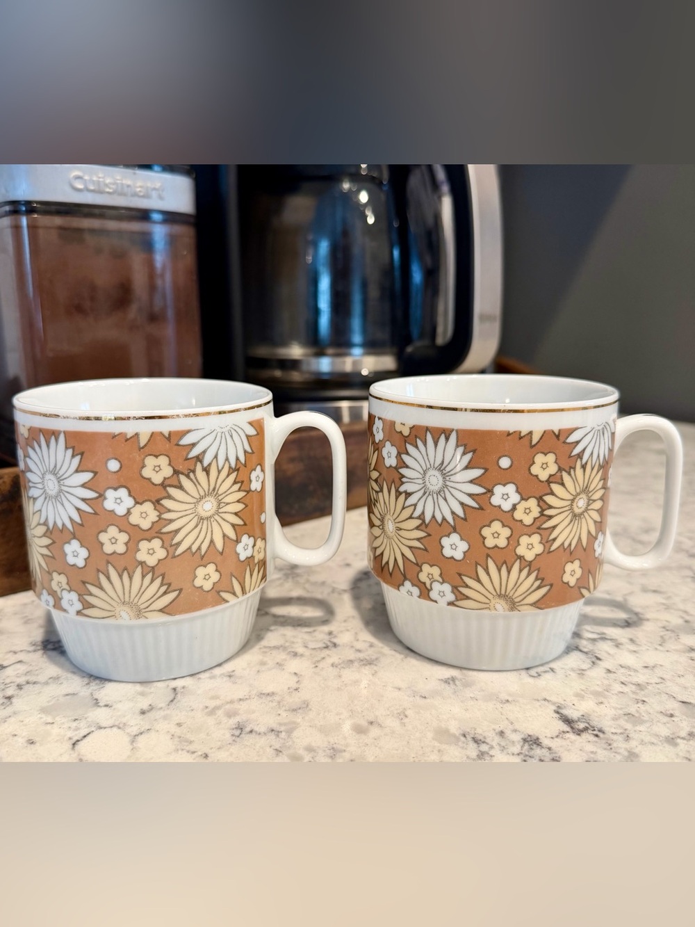 Retro Floral Ceramic Stacking Coffee Mugs in Brown and White - Set of 2
